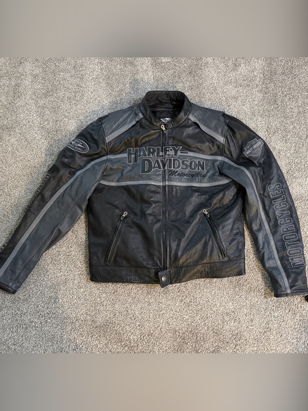 Harley-Davidson Black and Gray Men's Motorcycle Leather Jacket XL